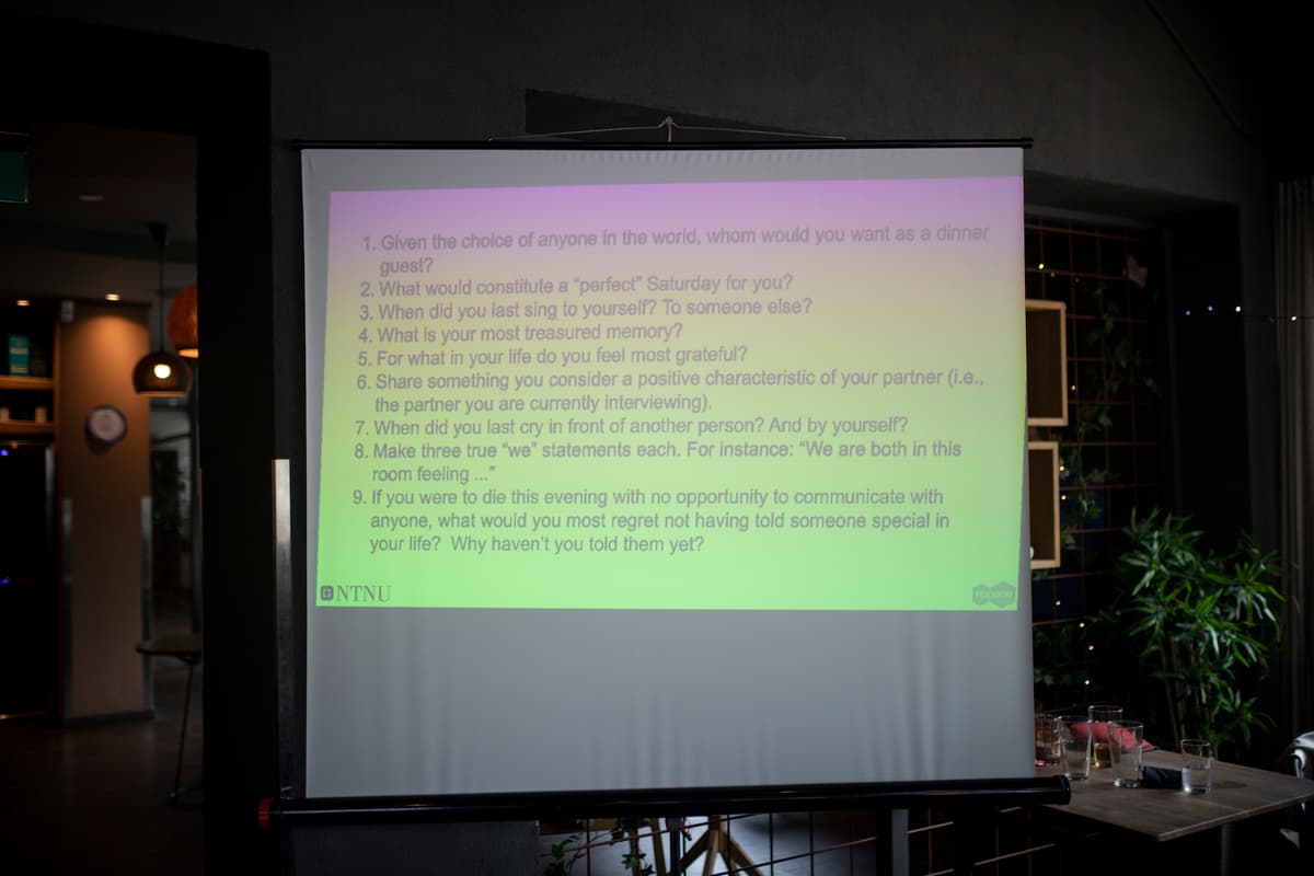 ai spørsmål Bilde av et lysark med 9 spørsmål