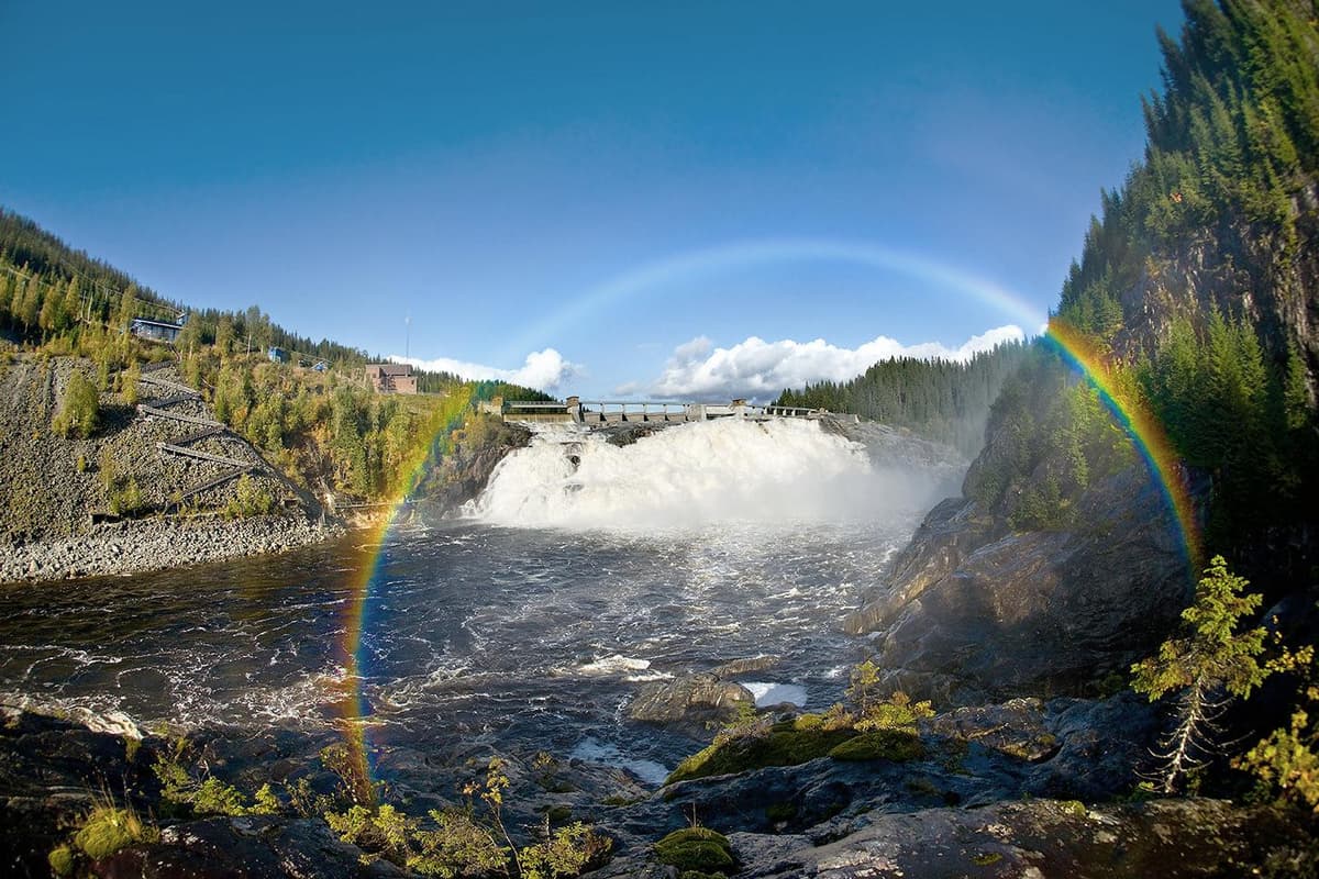 Dam ved Nedre Fiskumfoss Dam ved Nedre Fiskumfoss