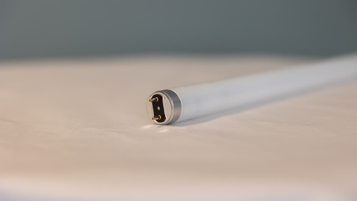 stift Stiftene på et lysrør